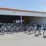 Og Access De Re מלון 2*