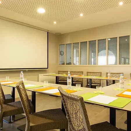 Og Access De Re Otel 2*